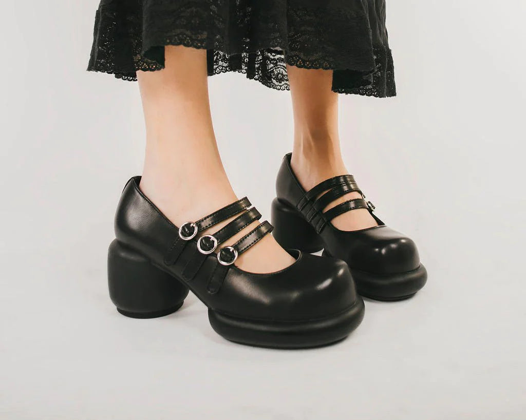 Bubble shoes top 90s