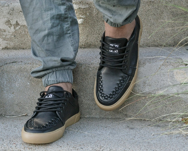 Black Leather No-Ring VLK Sneaker - T.U.K.