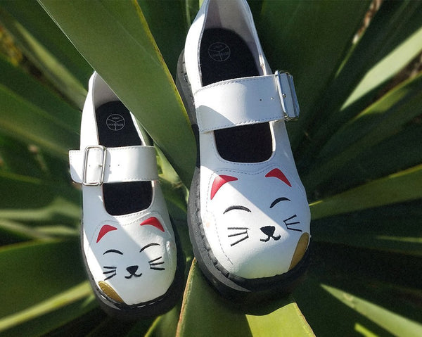 White Lucky Cat Mary Jane 