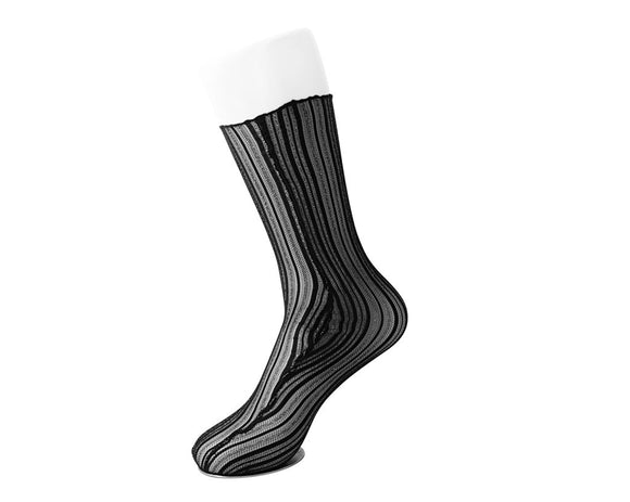 Black Lettuce Trim Lace Sock