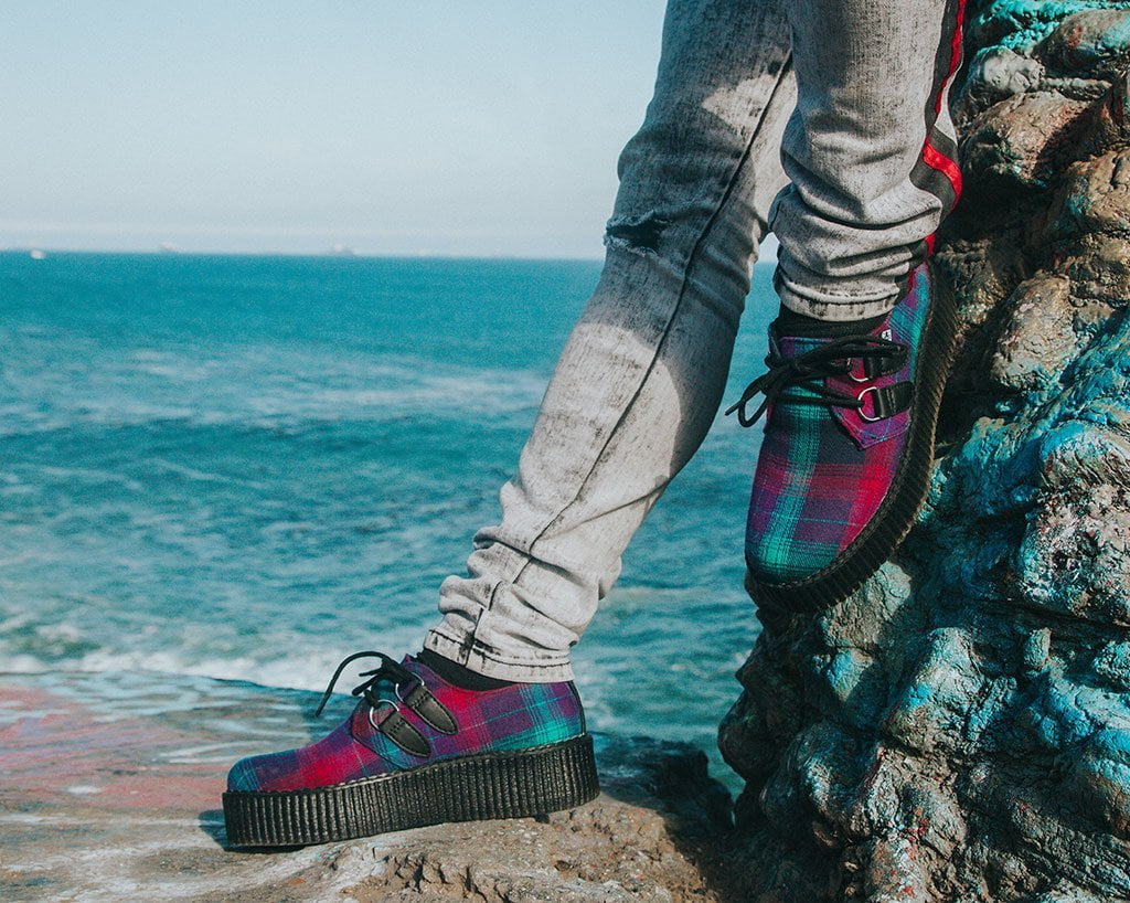 Magenta Plaid D-Ring Viva Creeper